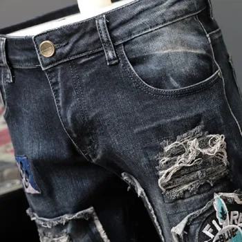 Novo Designer Homens De Jeans De Marca Famosa De Luxo Bordado Jeans Slim Fit Mens Buraco Rasgado Motociclista Reta Lápis Calças Jeans
